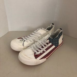 Rocket Dog Patriotic Sneakers Slip on 9.5 EUC